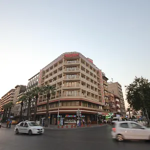 Grand Corner Boutique **** איזמיר